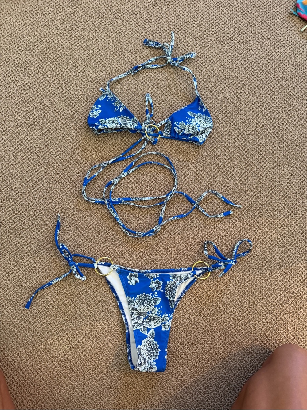 Vintage Blue Floral Tie-Side Bikini with Gold Rings